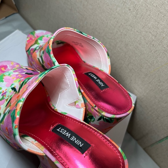 NINE WEST Floral Platform Heels Size 7M (NEW) - Picture 5 of 7